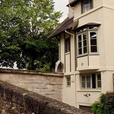 Fab Rempart Les Maisons Fabuleuses Maison d'hôtes Senlis (Oise)